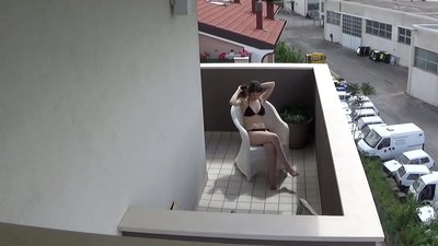 Kutarisa zvinonyadzisira